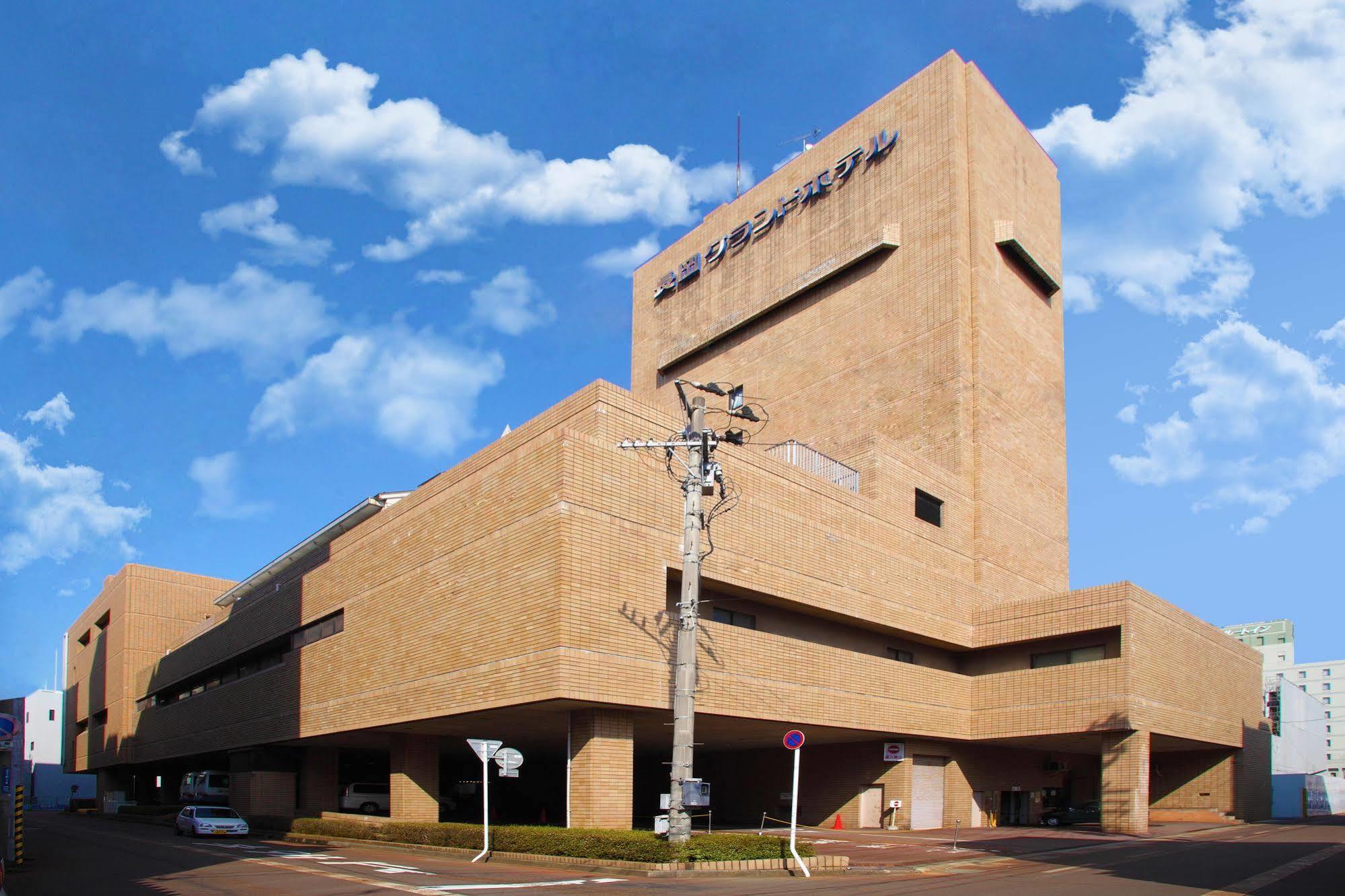 Nagaoka Grand Hotel Eksteriør bilde